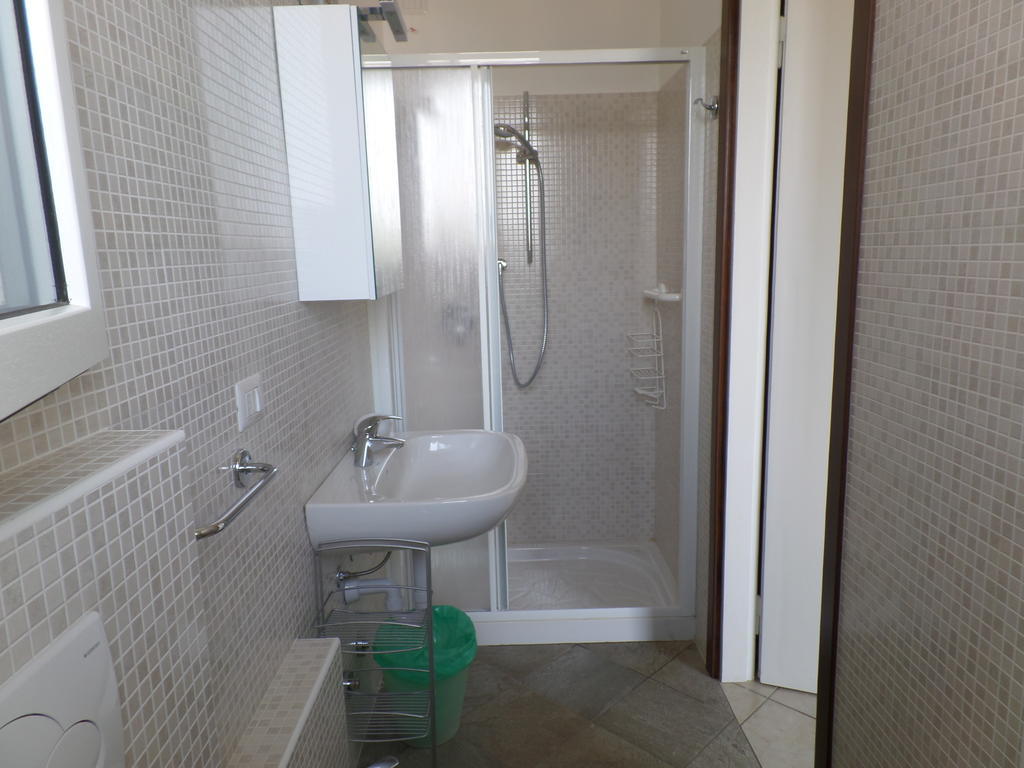 B&B Partenza Funivia Леко Стая снимка